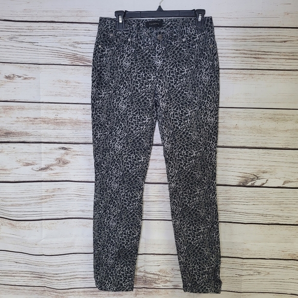 Talbots Signature Gray Leopard Print Pants Size 4 - Picture 2 of 4